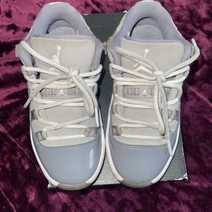 Used cool grey 11s